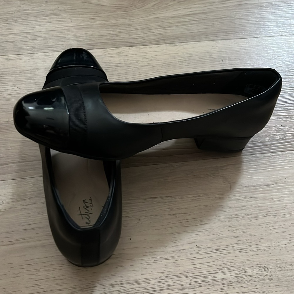 Heels - Picture 5 of 7